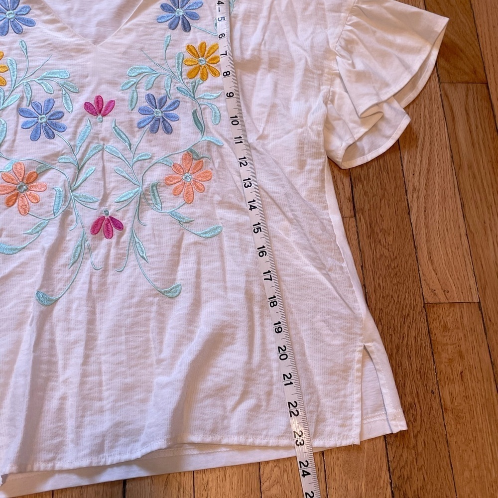 Tribal Jeans Floral Embroidered White Summer Top Women’s M - Picture 7 of 7